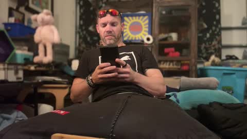 Str8 online show from 12/15/24, 10:26