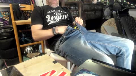 Str8 online show from 12/28/24, 08:15