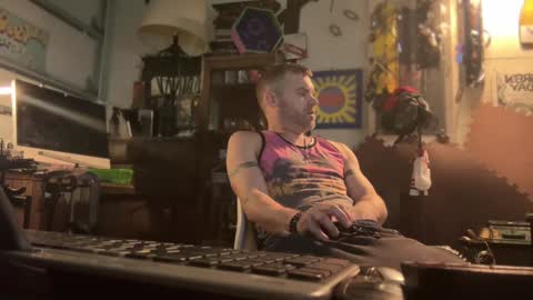 Str8 online show from 01/28/25, 06:49