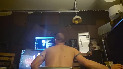 Str8 online show from 02/28/25, 08:53