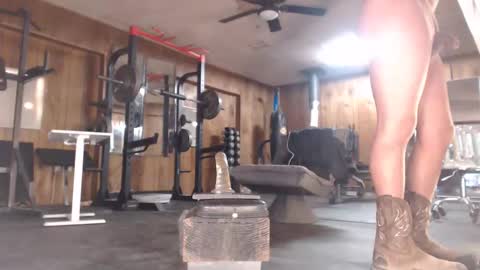 Snapshot of str8pumpnhump chatting on 02/19/26, 11:45 n8vpumpnhump online show from 02/19/26, 11:45