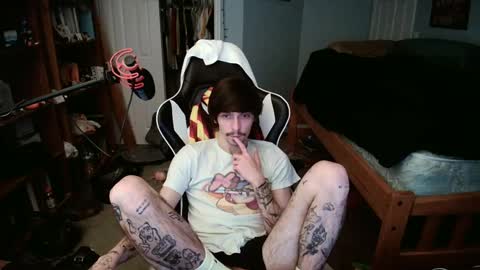 str8whiteboy21 online show from 02/19/25, 06:44