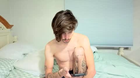 Snapshot of str8whiteboy21 chatting on 11/16/25, 08:20 str8whiteboy21 online show from 11/16/25, 08:20