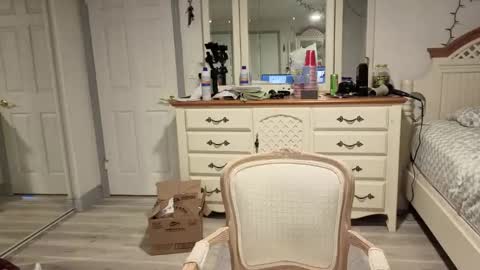 Snapshot of str8whiteboy21 chatting on 11/28/25, 04:53 str8whiteboy21 online show from 11/28/25, 04:53