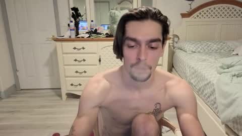 Snapshot of str8whiteboy21 chatting on 11/30/25, 05:17 str8whiteboy21 online show from 11/30/25, 05:17