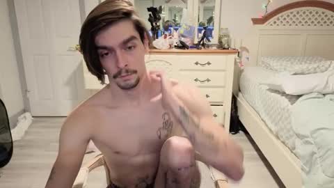 str8whiteboy21 online show from 12/15/25, 07:34