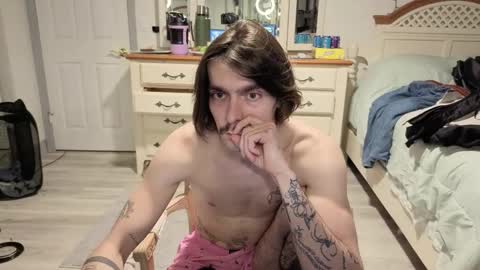 str8whiteboy21 online show from 02/18/26, 08:10