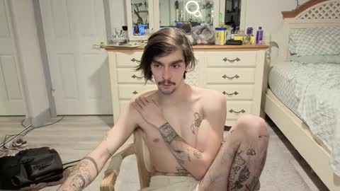 str8whiteboy21 online show from 02/27/26, 08:03