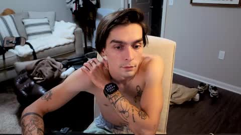 str8whiteboy21 online show from 06/08/26, 04:02