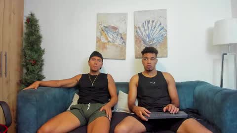 straight__friends online show from 04/28/26, 02:33