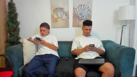 straight__friends online show from 04/29/26, 02:43