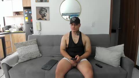 straight__friends online show from 05/20/26, 01:39