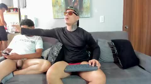 straight__friends online show from 07/28/26, 02:13
