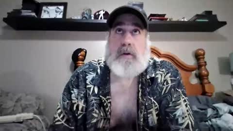 Straightbear4you online show from 11/07/25, 02:22