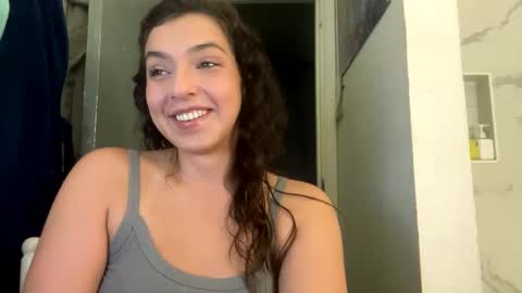 Snapshot of straightoutthetrailer chatting on 10/01/25, 02:50 lucille beatrice luficer call me lucy online show from 10/01/25, 02:50