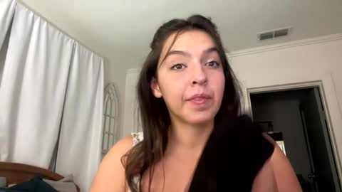 Snapshot of straightoutthetrailer chatting on 10/02/25, 03:13 lucille beatrice luficer call me lucy online show from 10/02/25, 03:13