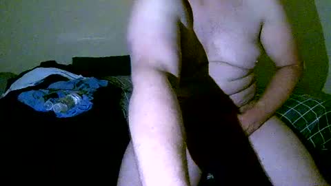 Snapshot of straightpipe18 chatting on 11/07/25, 09:31 straightpipe18 online show from 11/07/25, 09:31