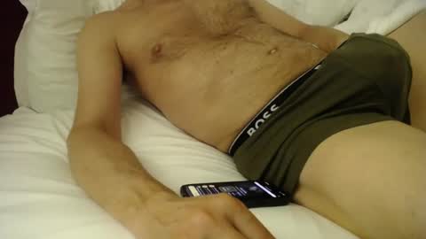 Snapshot of straightslav1 chatting on 06/15/26, 09:06 straightslav online show from 06/15/26, 09:06