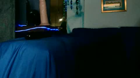 straitpipermann22 online show from 11/26/25, 08:48