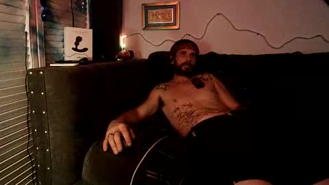 straitpipermann22 online show from 05/08/26, 03:56