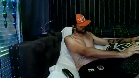 straitpipermann22 online show from 07/05/26, 11:34