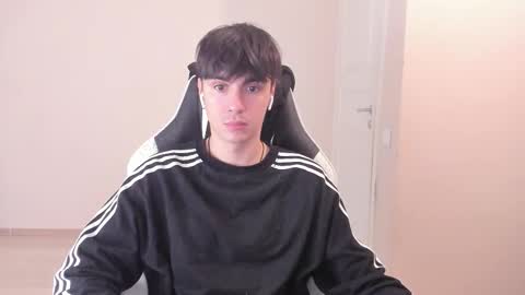 Ray online show from 09/16/25, 07:53