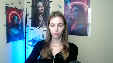 Amalia online show from 10/16/25, 06:25