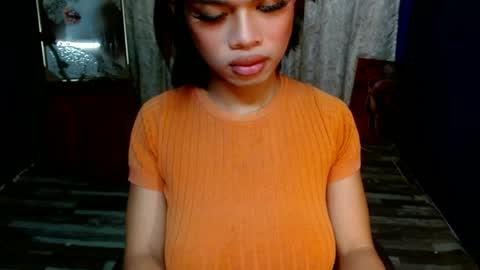 strawberry_kisses143 online show from 06/28/26, 12:27