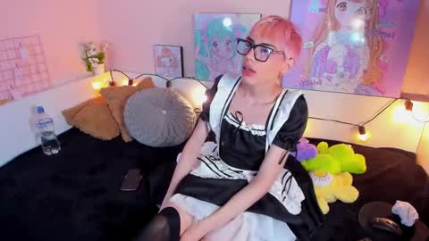 Snapshot of strawberry_kitty_ chatting on 11/02/25, 03:31 strawberry_kitty_ online show from 11/02/25, 03:31