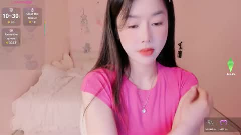 Snapshot of strawberry_ni09 chatting on 09/25/25, 10:08 strawberry_ni09 online show from 09/25/25, 10:08