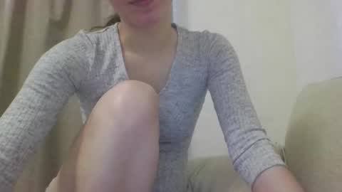 Snapshot of strawberry_soul chatting on 10/26/25, 11:27 Harriet online show from 10/26/25, 11:27