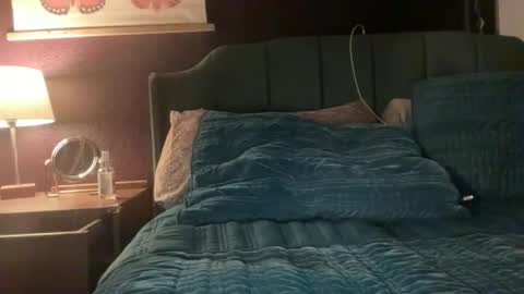 strawberrydAYdreamZ online show from 11/27/25, 10:28