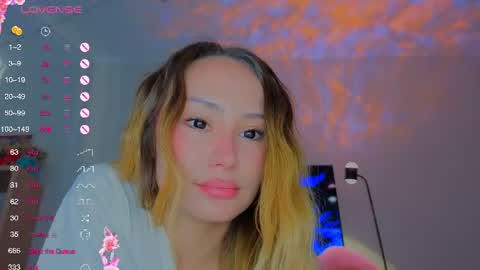Tati and Lola online show from 06/25/26, 07:13