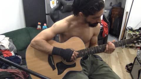 Snapshot of stringin69 chatting on 03/12/26, 09:26 stringin69 online show from 03/12/26, 09:26