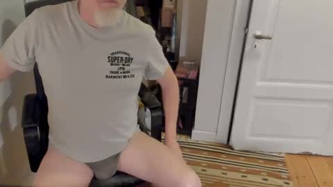 strip_m online show from 01/20/25, 05:48