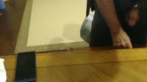 stromg2000 online show from 09/30/25, 05:29