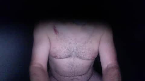 Snapshot of strong570 chatting on 10/26/25, 09:04 Strong Couple570 online show from 10/26/25, 09:04