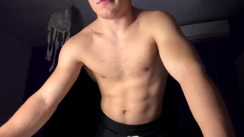 Snapshot of strong_baby chatting on 10/10/25, 08:41 Strong Baby online show from 10/10/25, 08:41