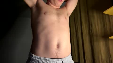 Snapshot of strong_baby chatting on 10/24/25, 12:30 Strong Baby online show from 10/24/25, 12:30