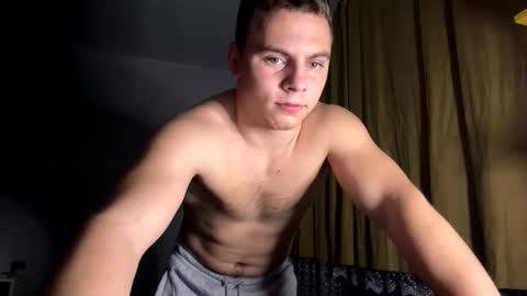 Snapshot of strong_baby chatting on 11/10/25, 08:19 Strong Baby online show from 11/10/25, 08:19