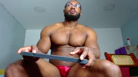 strong_george1 online show from 01/11/25, 05:29