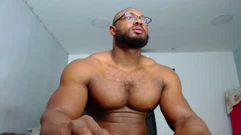 strong_george1 online show from 01/15/25, 08:05