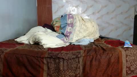 strong_george1 online show from 02/13/25, 06:52