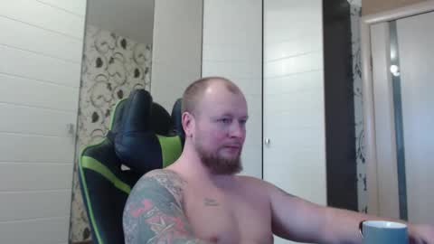 Snapshot of strongass18 chatting on 02/15/26, 12:47 Alex online show from 02/15/26, 12:47
