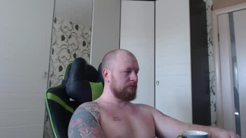 Snapshot of strongass18 chatting on 03/24/26, 08:52 Alex online show from 03/24/26, 08:52