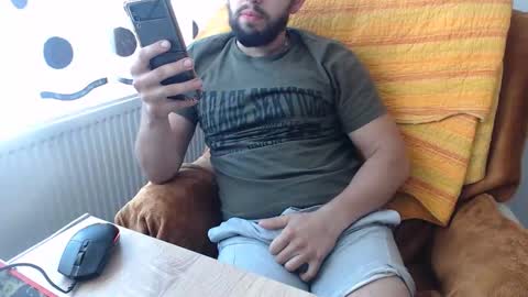 Snapshot of strongcoffee10 chatting on 10/01/25, 06:52 StrongCoffee online show from 10/01/25, 06:52