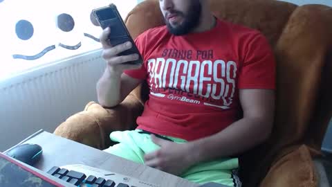 Snapshot of strongcoffee10 chatting on 10/07/25, 12:02 StrongCoffee online show from 10/07/25, 12:02