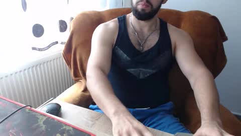 Snapshot of strongcoffee10 chatting on 11/04/25, 06:45 StrongCoffee online show from 11/04/25, 06:45