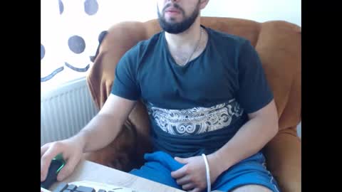 Snapshot of strongcoffee10 chatting on 11/05/25, 11:43 StrongCoffee online show from 11/05/25, 11:43