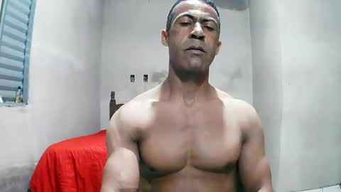 Snapshot of strongdaddyfantastic chatting on 06/17/26, 11:49 strongdaddyfantastic online show from 06/17/26, 11:49